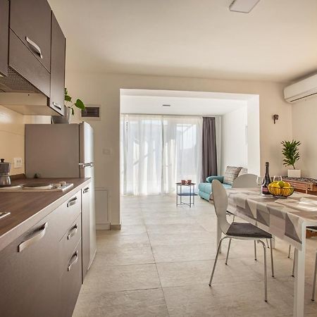 Apartaments Punta Relax Umago Exterior foto